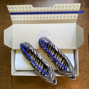 NEW IN BOX Rothy’s The Point in Black Zebra 5